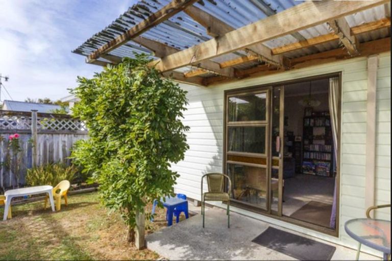 Photo of property in 11 Sandstrom Grove, Feilding, 4702