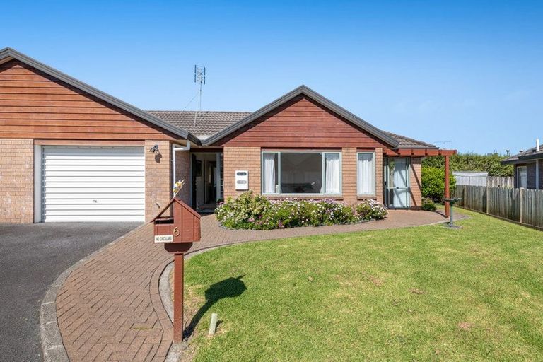 Photo of property in 6 The Boulevard, Red Beach, 0932