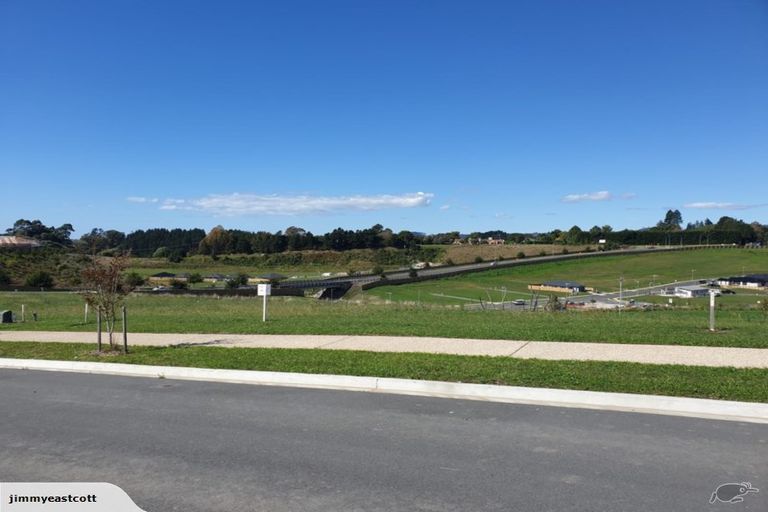 Photo of property in 4 Kiritiana Close, Pyes Pa, Tauranga, 3112