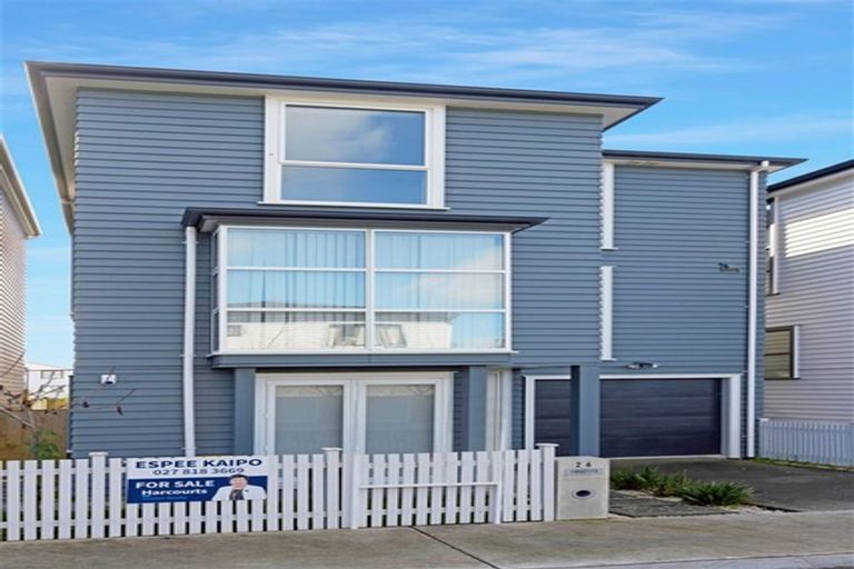 Photo of property in 26 Nephrite Lane, Henderson, Auckland, 0610