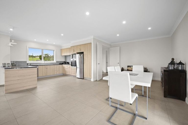 Photo of property in 3 Sands Road, Waiuku, 2681