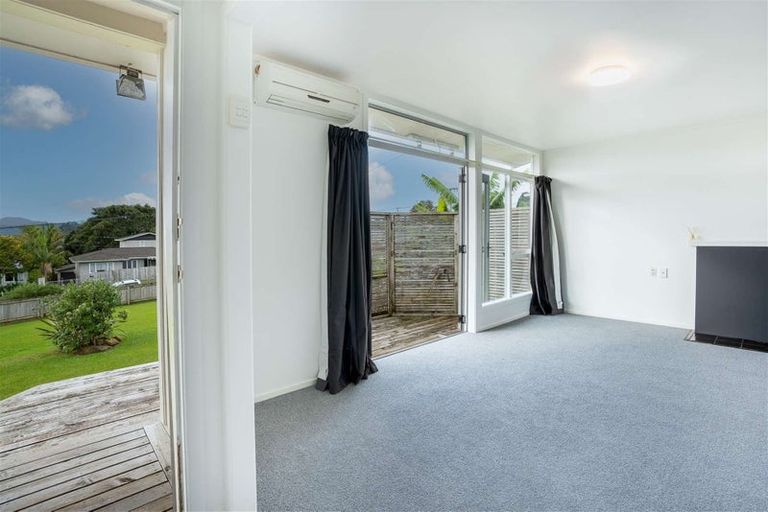 Photo of property in 24 Seon Place, Birkdale, Auckland, 0626