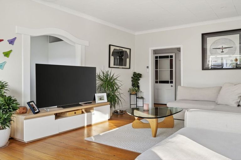 Photo of property in 87 Ormond Road, Whataupoko, Gisborne, 4010