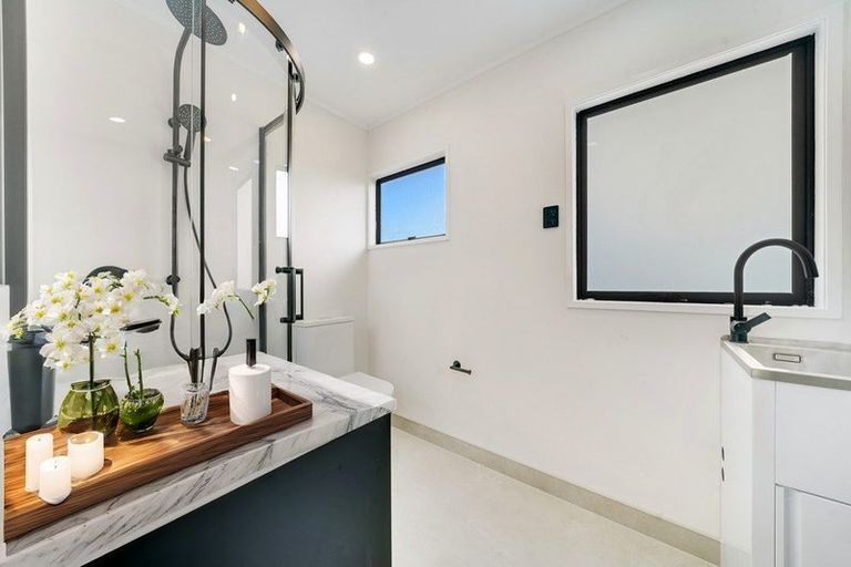 Photo of property in 64 Redcrest Avenue, Red Hill, Papakura, 2110