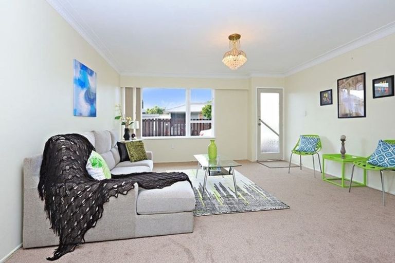 Photo of property in 2/467 Great South Road, Papatoetoe, Auckland, 2025