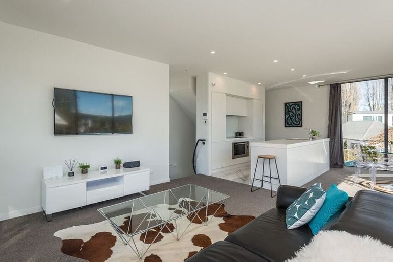 Photo of property in 1/193 Kilmore Street, Christchurch Central, Christchurch, 8013