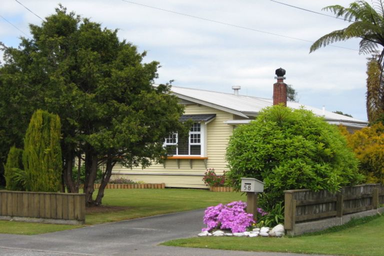 Photo of property in 58 Peel Street, Westport, 7825