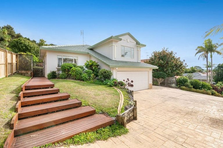 Photo of property in 29 Westminster Gardens, Unsworth Heights, Auckland, 0632