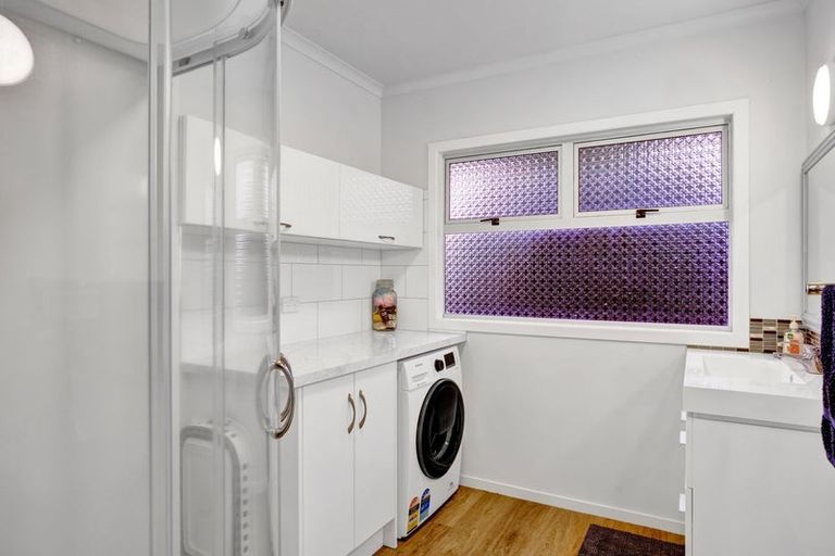 Photo of property in 14 Ropata Street, Hawera, 4610