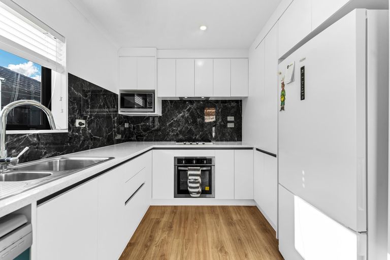 Photo of property in 127e Russell Road, Manurewa, Auckland, 2102