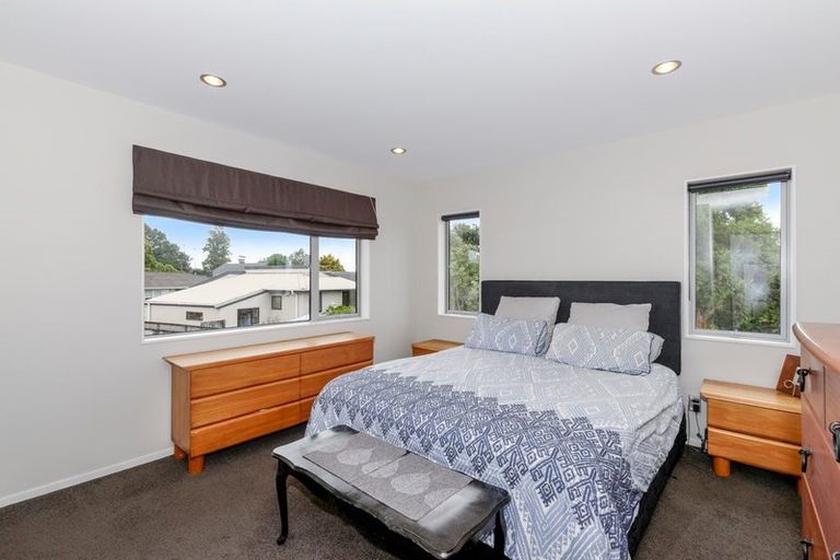 Photo of property in 36a Kervil Avenue, Te Atatu Peninsula, Auckland, 0610