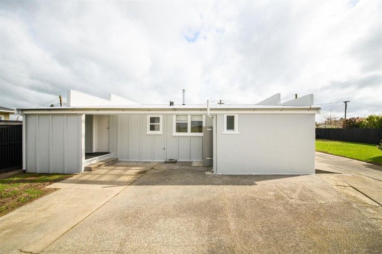Photo of property in 9 Totara Street, Marton, 4710