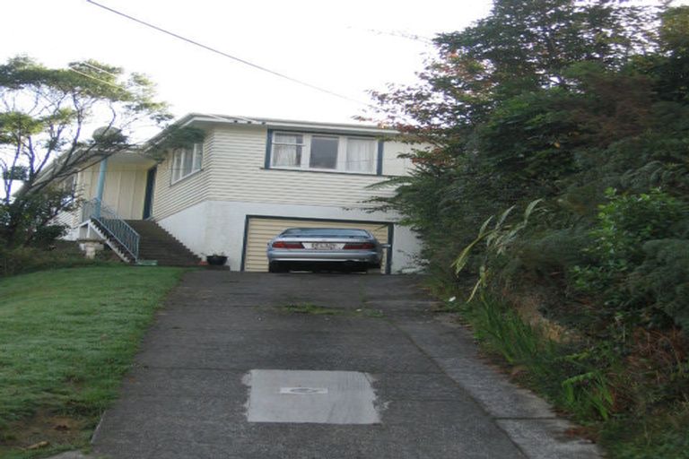 Photo of property in 11 Morrison Grove, Stokes Valley, Lower Hutt, 5019