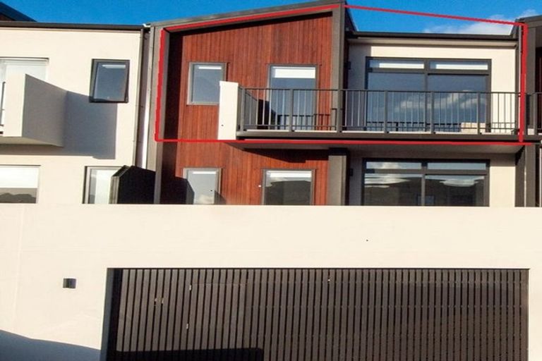 Photo of property in 11/2 Hindmarsh Street, Johnsonville, Wellington, 6037