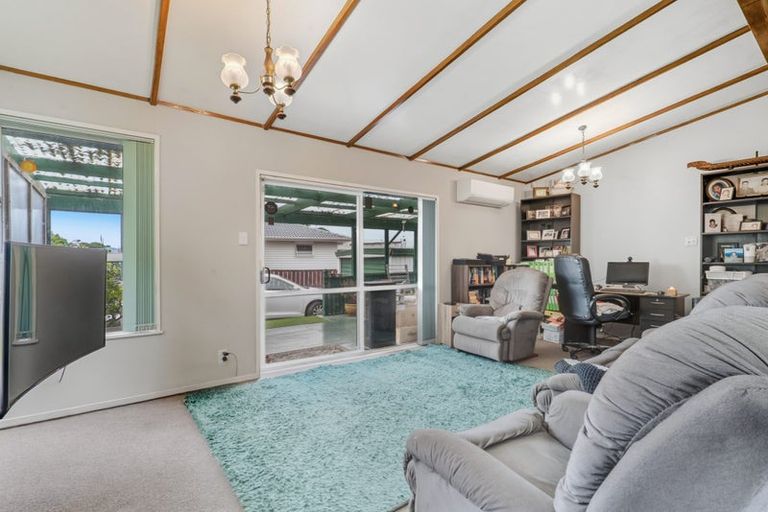 Photo of property in 42 Heybridge Street, Manurewa, Auckland, 2102