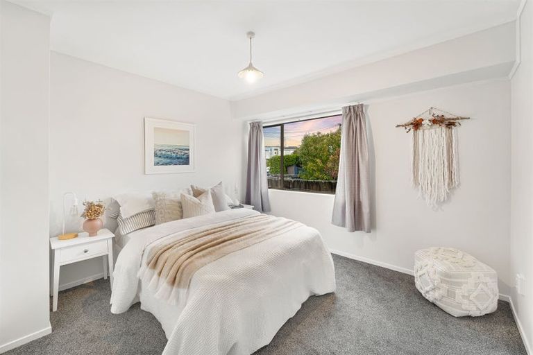 Photo of property in 63a Nile Road, Milford, Auckland, 0620