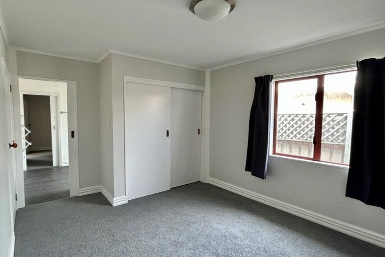 Photo of property in 2/5 Mcgrath Street, Napier South, Napier, 4110