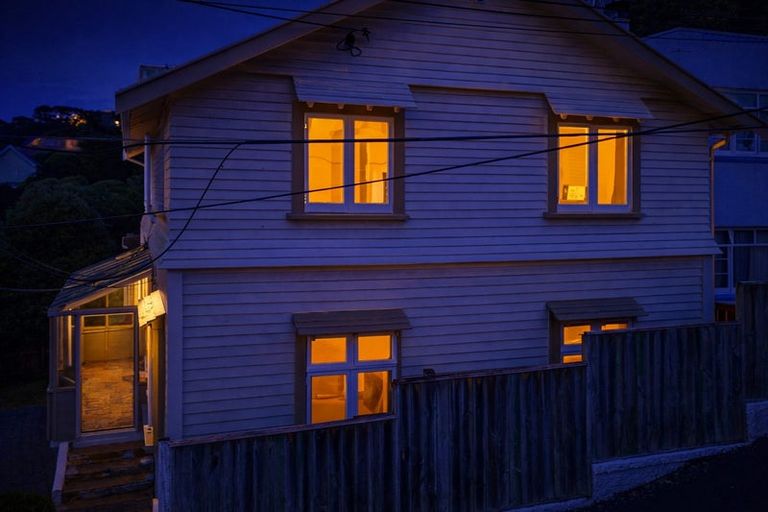 Photo of property in 5 Lewisville Terrace, Thorndon, Wellington, 6011