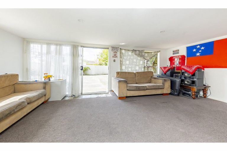 Photo of property in 32 Tamworth Close, Manurewa, Auckland, 2102