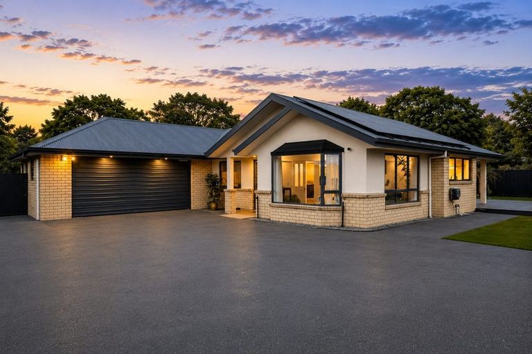 Photo of property in 18 Iroquois Place, Wigram, Christchurch, 8042