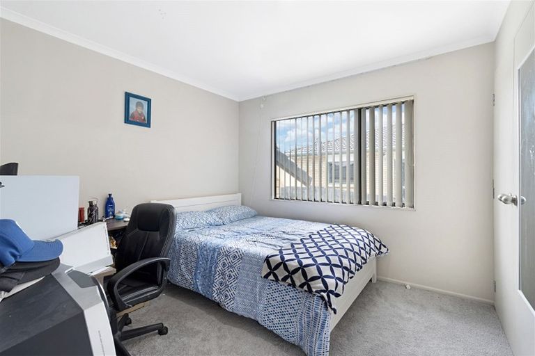 Photo of property in 24 Gordon Stanley Drive, Massey, Auckland, 0614