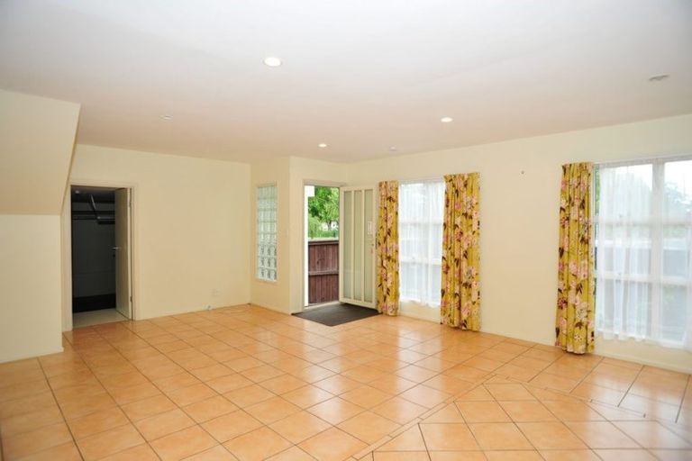 Photo of property in 4 Sheldon Street, Woolston, Christchurch, 8023