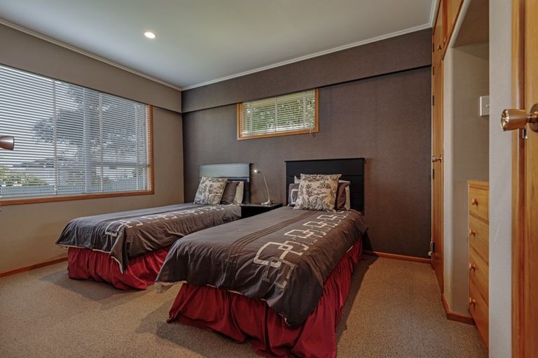 Photo of property in 9 Panako Place, Awapuni, Palmerston North, 4412