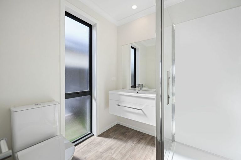 Photo of property in 9 Halo Green, Peacocke, Hamilton, 3206