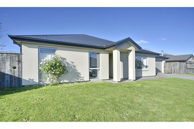 Photo of property in 10 Peak Crescent, Kaiapoi, 7630