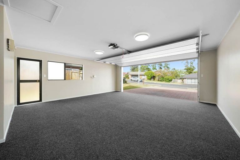 Photo of property in 172 Burswood Drive, Burswood, Auckland, 2013