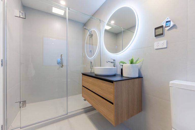 Photo of property in 17 Pakirikiri Street, Long Bay, 0630