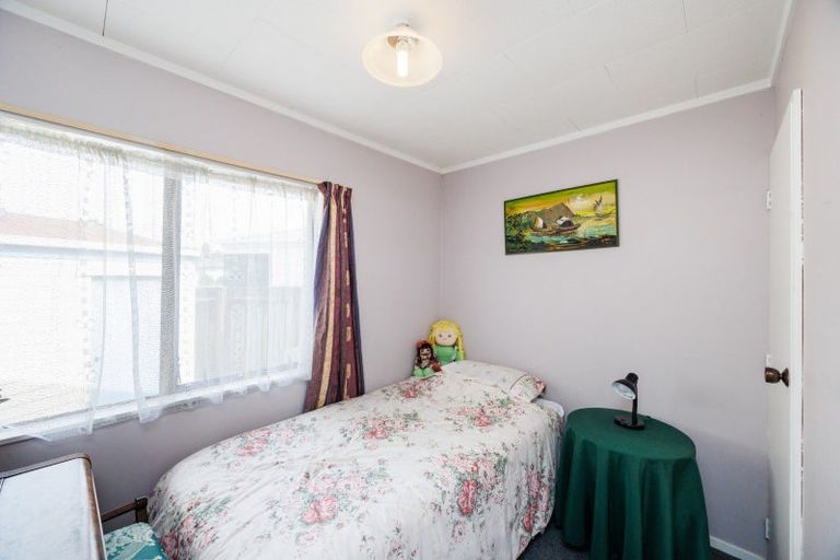 Photo of property in 93 Benmore Avenue, Cloverlea, Palmerston North, 4412