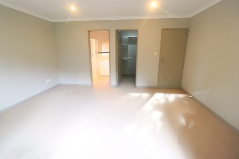Photo of property in 45 Helleur Road, Massey, Auckland, 0614