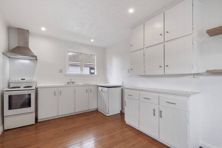 Photo of property in 44 Glenfield Crescent, Mairehau, Christchurch, 8052