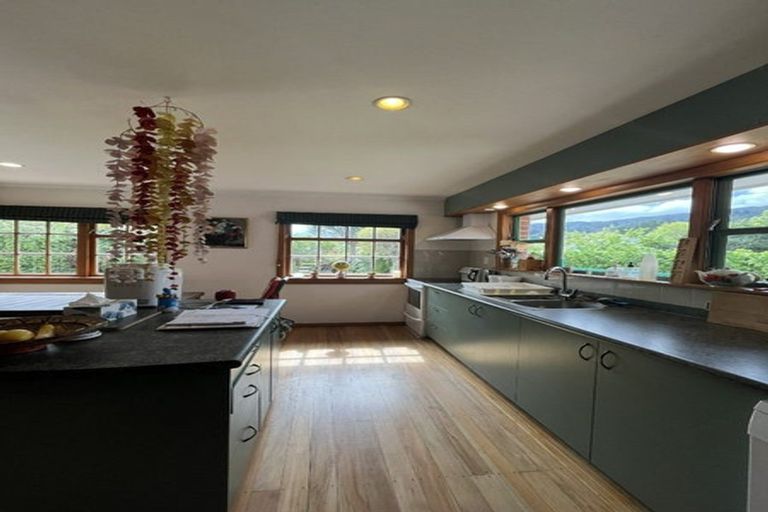 Photo of property in 30 Maclaren Street, Maymorn, Upper Hutt, 5018