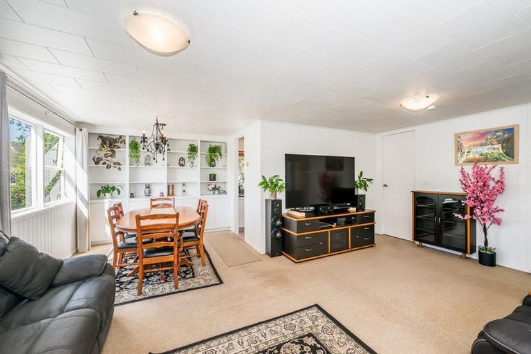 Photo of property in 41 Arawhata Road, Paraparaumu, 5032