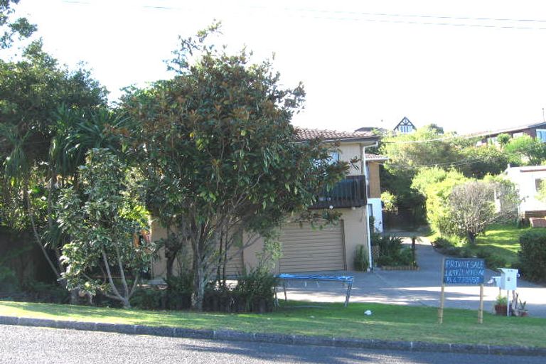 Photo of property in 2/49 Killarney Avenue, Torbay, Auckland, 0630