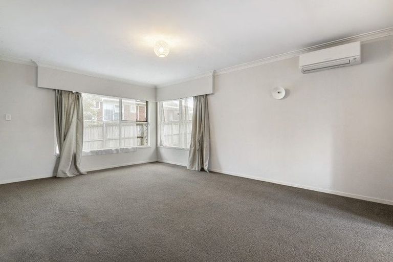 Photo of property in 11 Waitemata Road, Hauraki, Auckland, 0622
