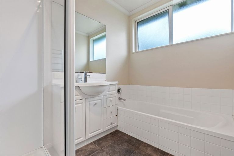 Photo of property in 4 Calumet Way, Takanini, 2112