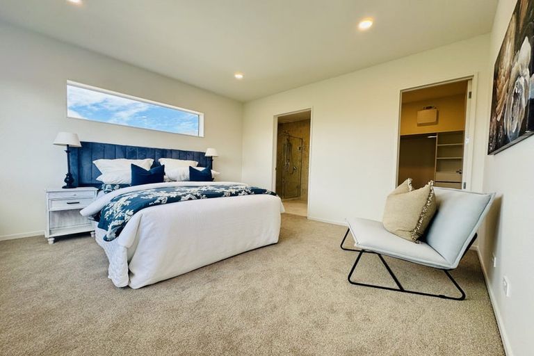 Photo of property in 84 Arran Drive, Orewa, 0931