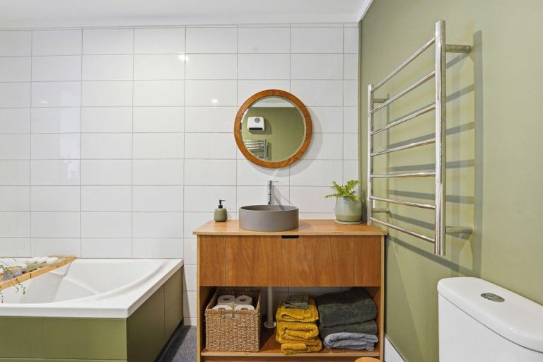 Photo of property in 33 Grey Street, College Estate, Whanganui, 4500