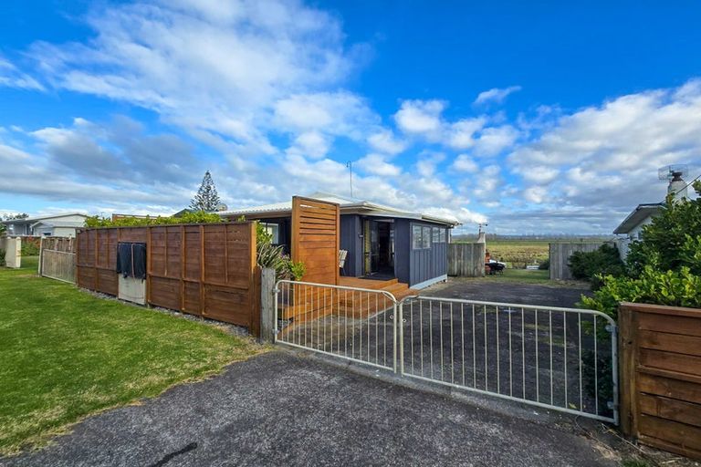 Photo of property in 386 Pukehina Parade, Pukehina, 3189