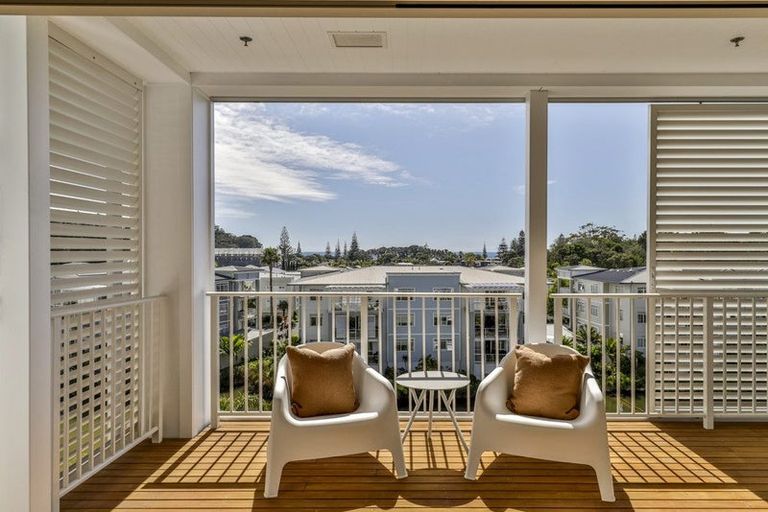 Photo of property in 173 Hibiscus Drive, Orewa, 0931