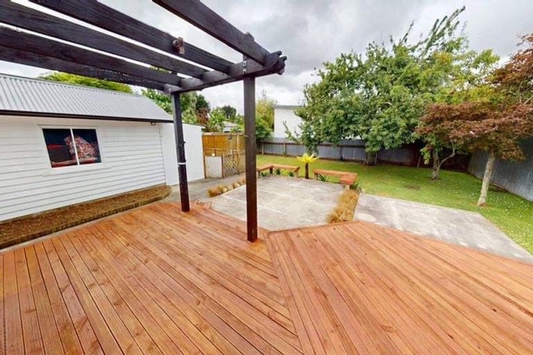 Photo of property in 21 Mere Mere Avenue, Palmerston North, 4414