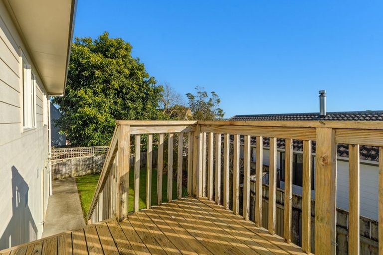 Photo of property in 14a Te Arawa Place, Welcome Bay, Tauranga, 3112