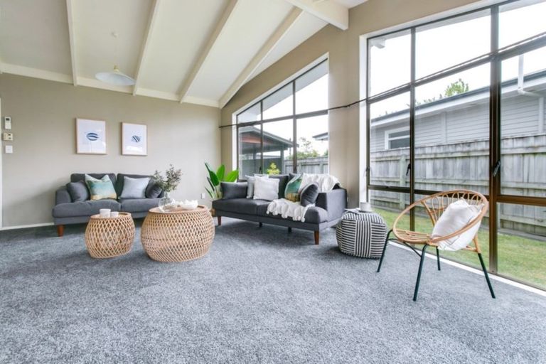 Photo of property in 25 Avenue Road, Greenmeadows, Napier, 4112