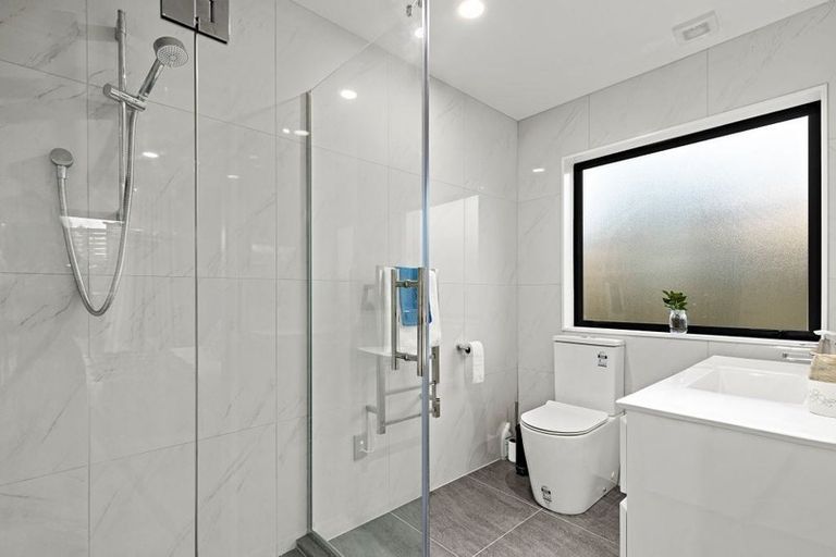 Photo of property in 13 San Prospero Crescent, Henderson, Auckland, 0612