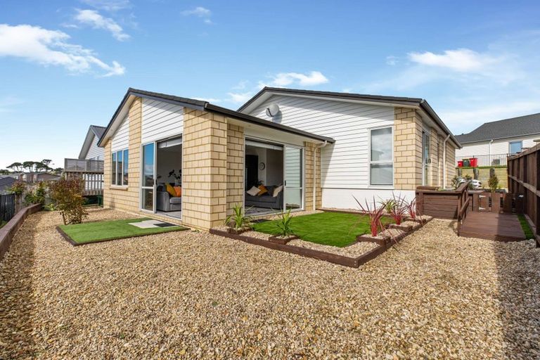 Photo of property in 16 Kiwa Crescent, Gulf Harbour, Whangaparaoa, 0930