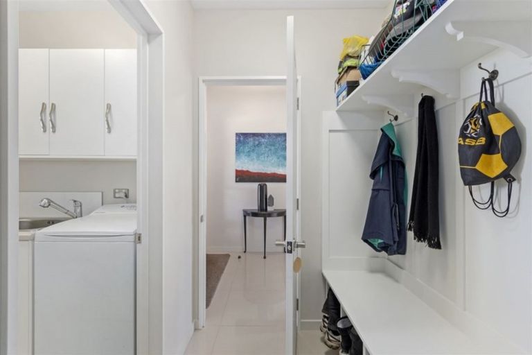 Photo of property in 15 Coachmans Road, Prebbleton, 7604