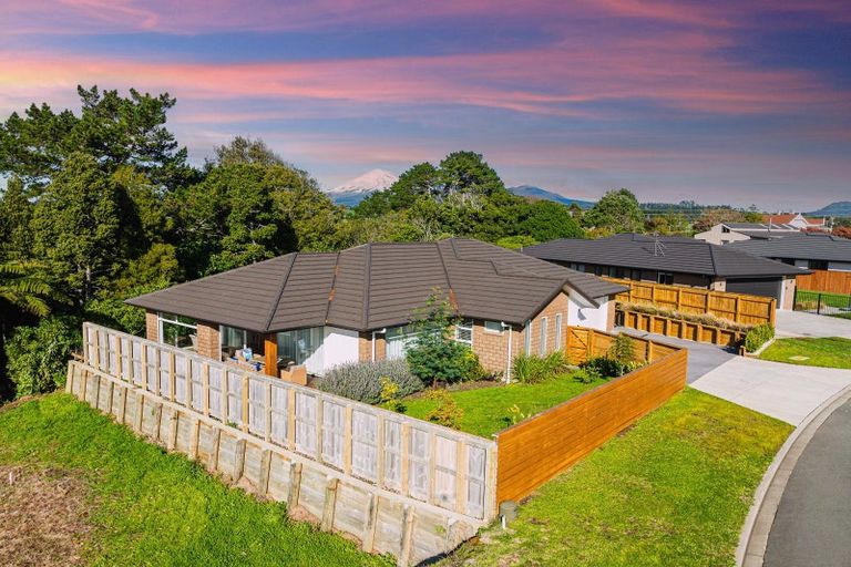 Photo of property in 16 Atutahi Street, Hurdon, New Plymouth, 4310